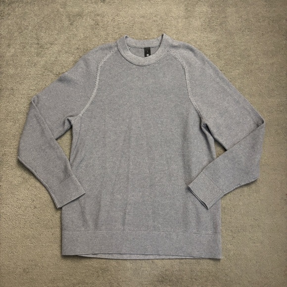 Lululemon Textured Knit Crewneck Sweater Solar Grey Men’s NWOT - Picture 3 of 10